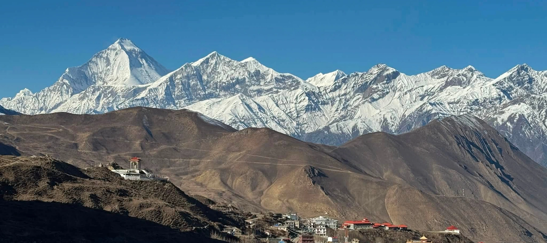 Lower Mustang Trek