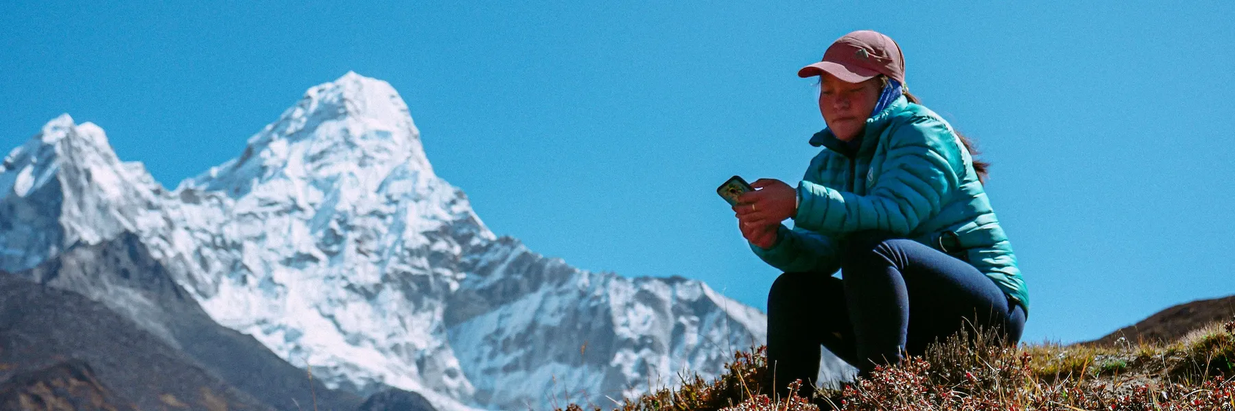 digital nomad trekking in nepal