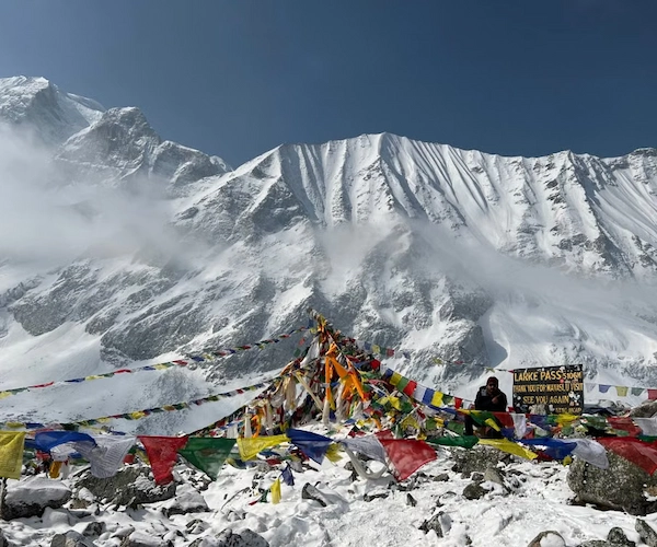 Crossings of the Larkya La: Surviving the Toughest Day on the Manaslu Circuit